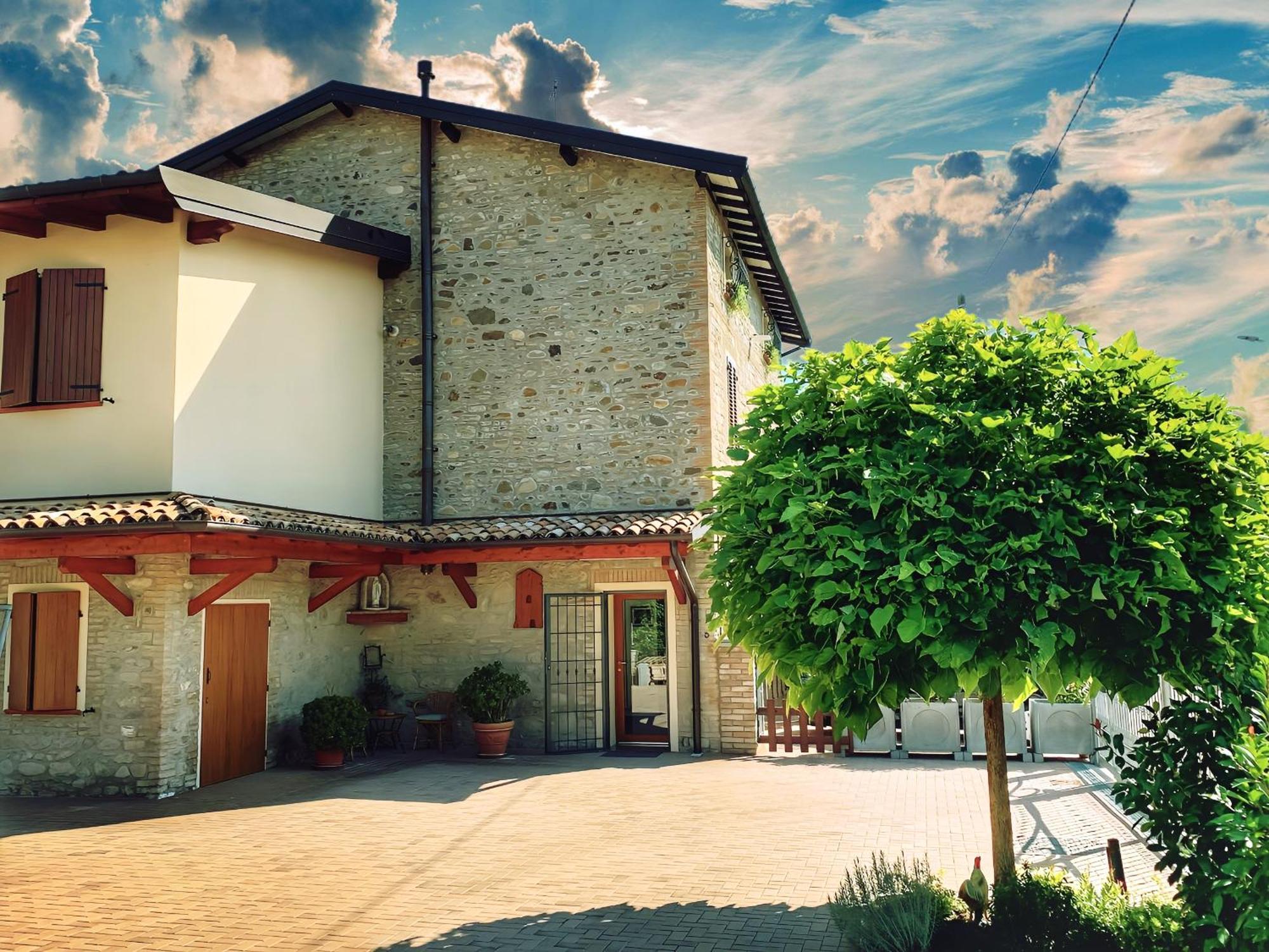 Casa Due Marie Marano Sul Panaro Hotel ภายนอก รูปภาพ